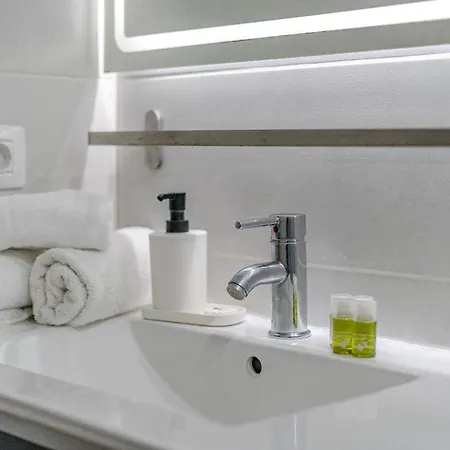 Hermitage Homes Dls Apartamento *